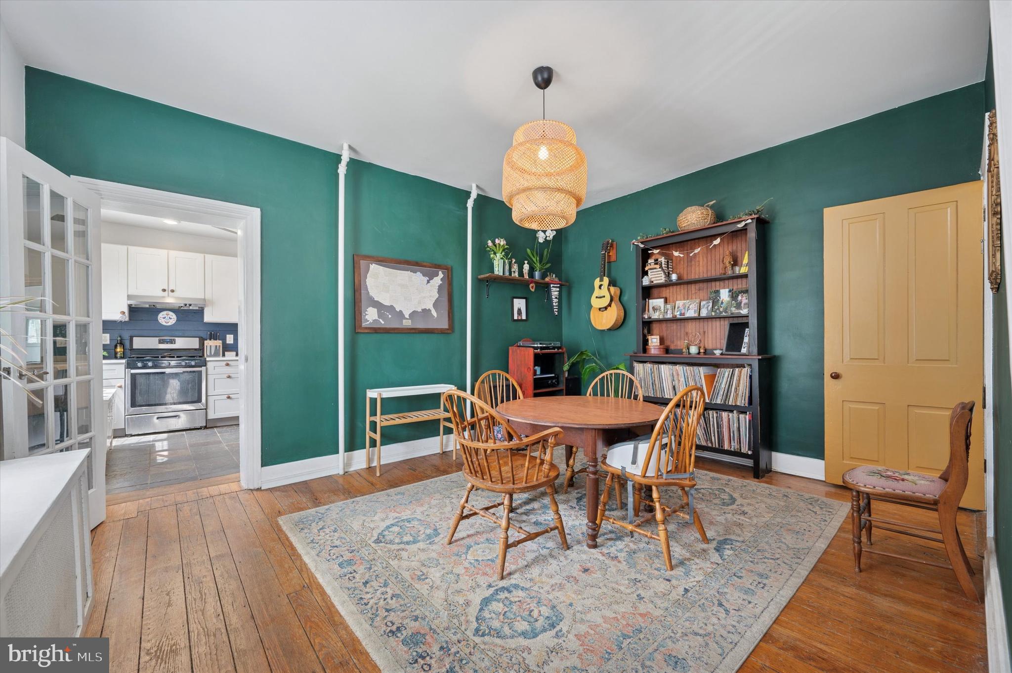 ROXBOROUGH - Residential