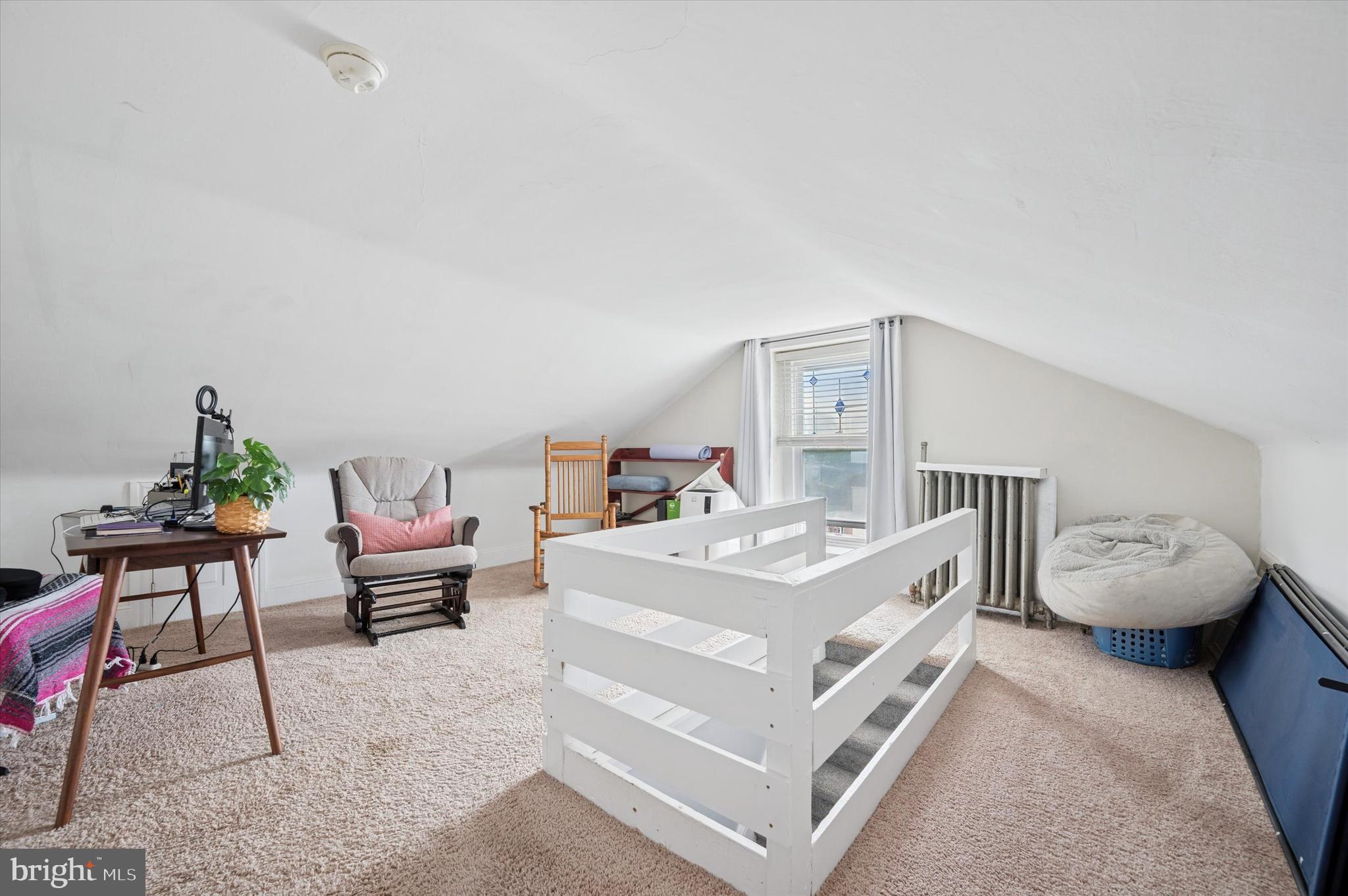 ROXBOROUGH - Residential