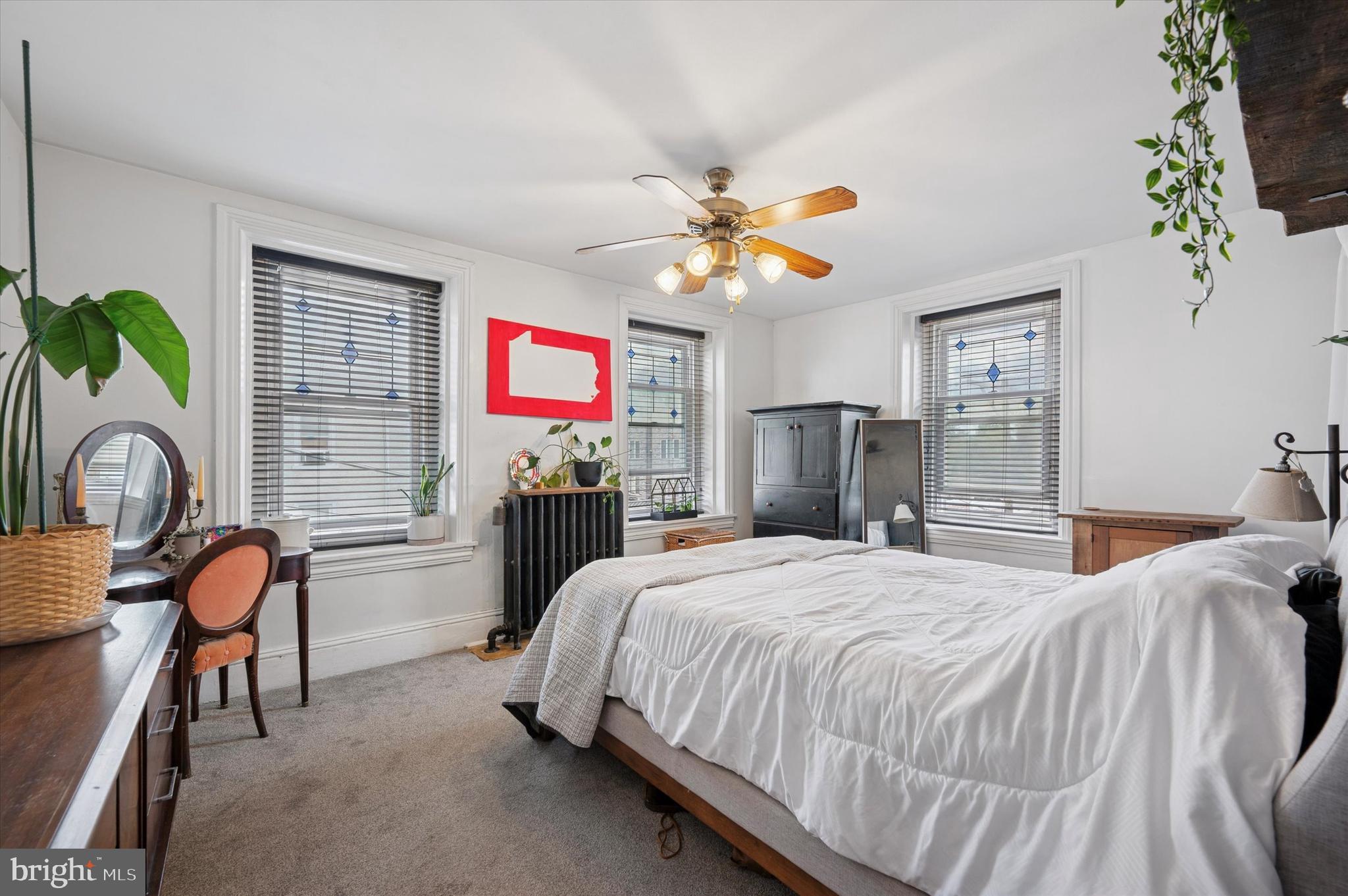 ROXBOROUGH - Residential