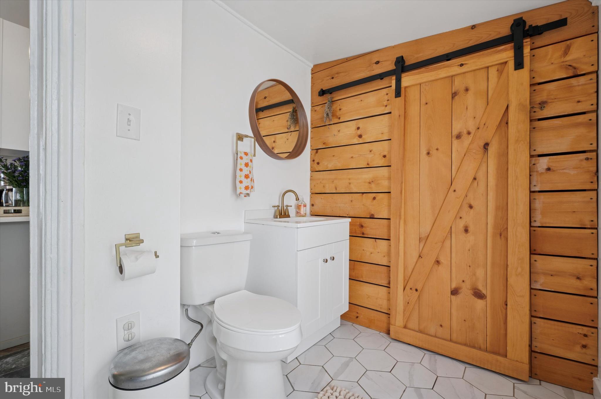 ROXBOROUGH - Residential