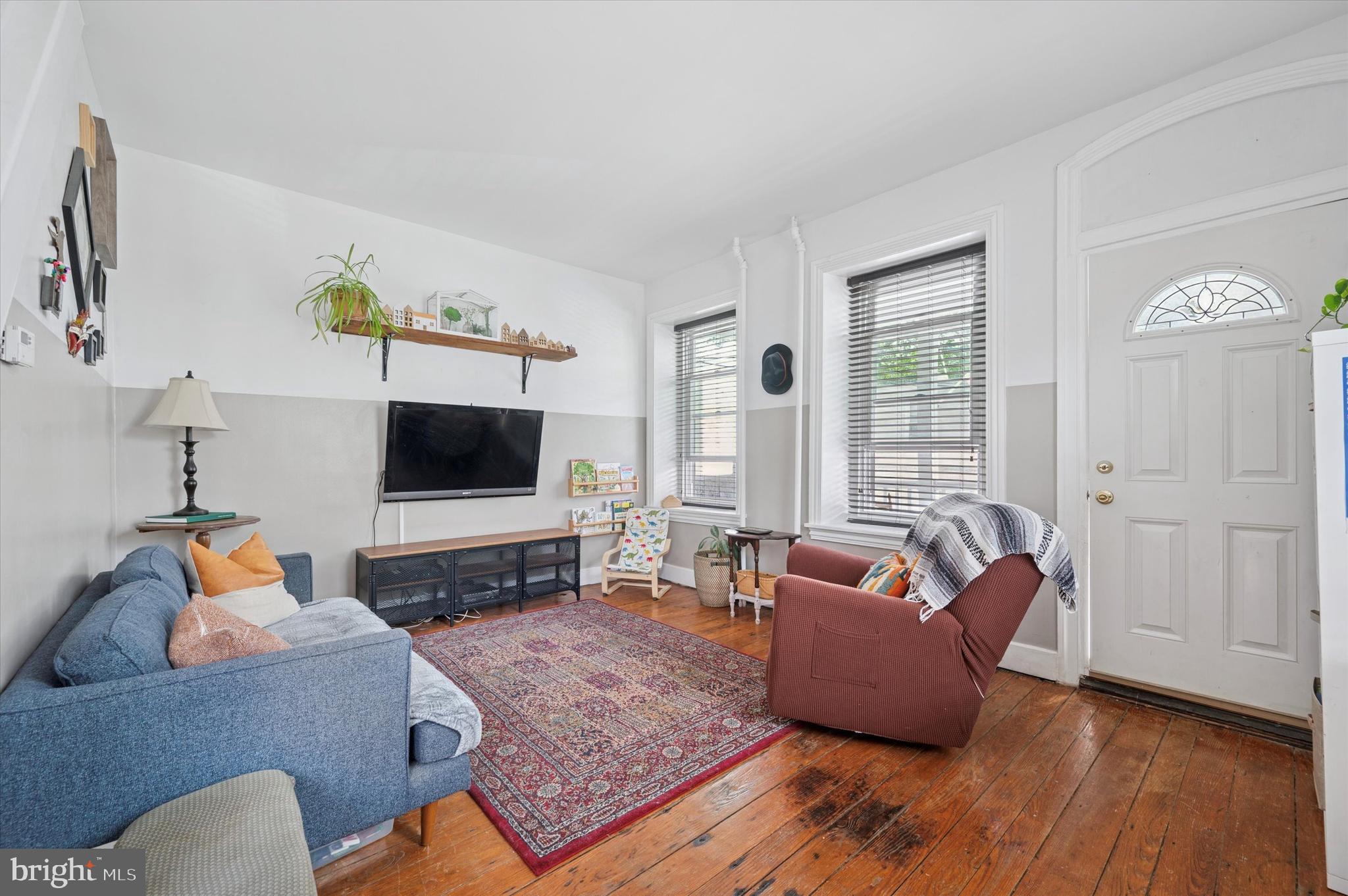 ROXBOROUGH - Residential