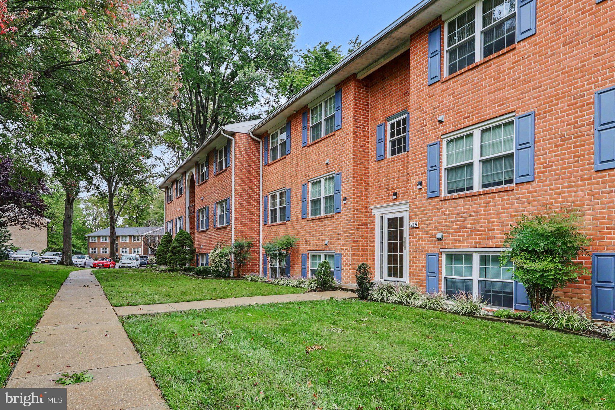 219 CROCKER DRIVE F