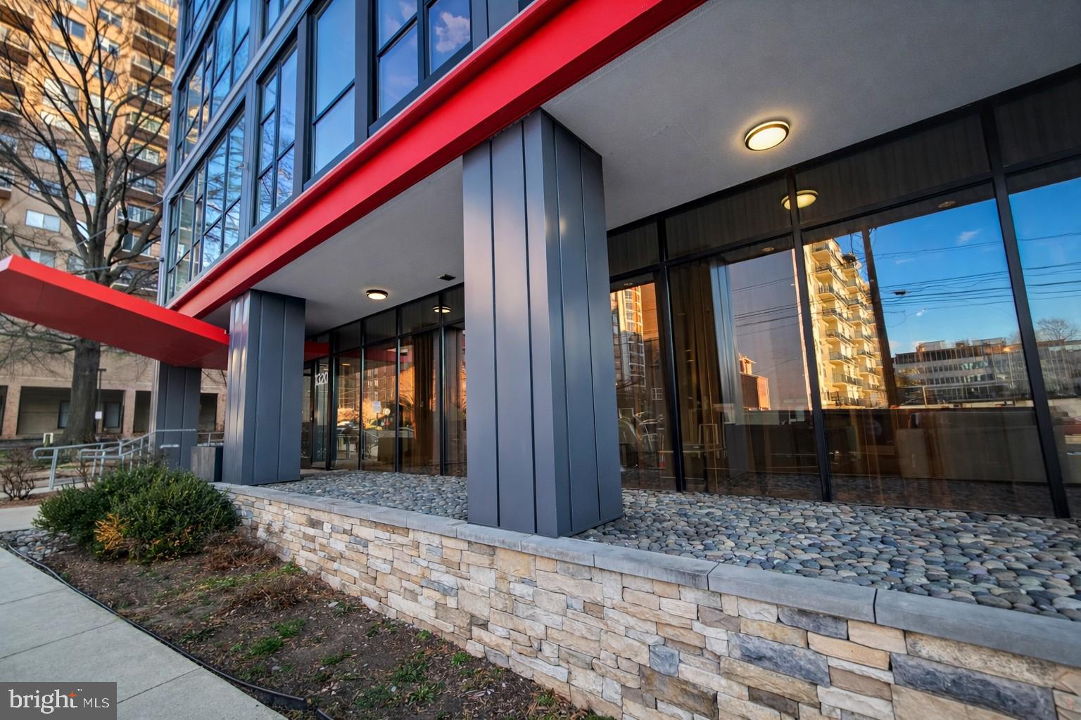 DOWNTOWN SILVER SPRING - Residential