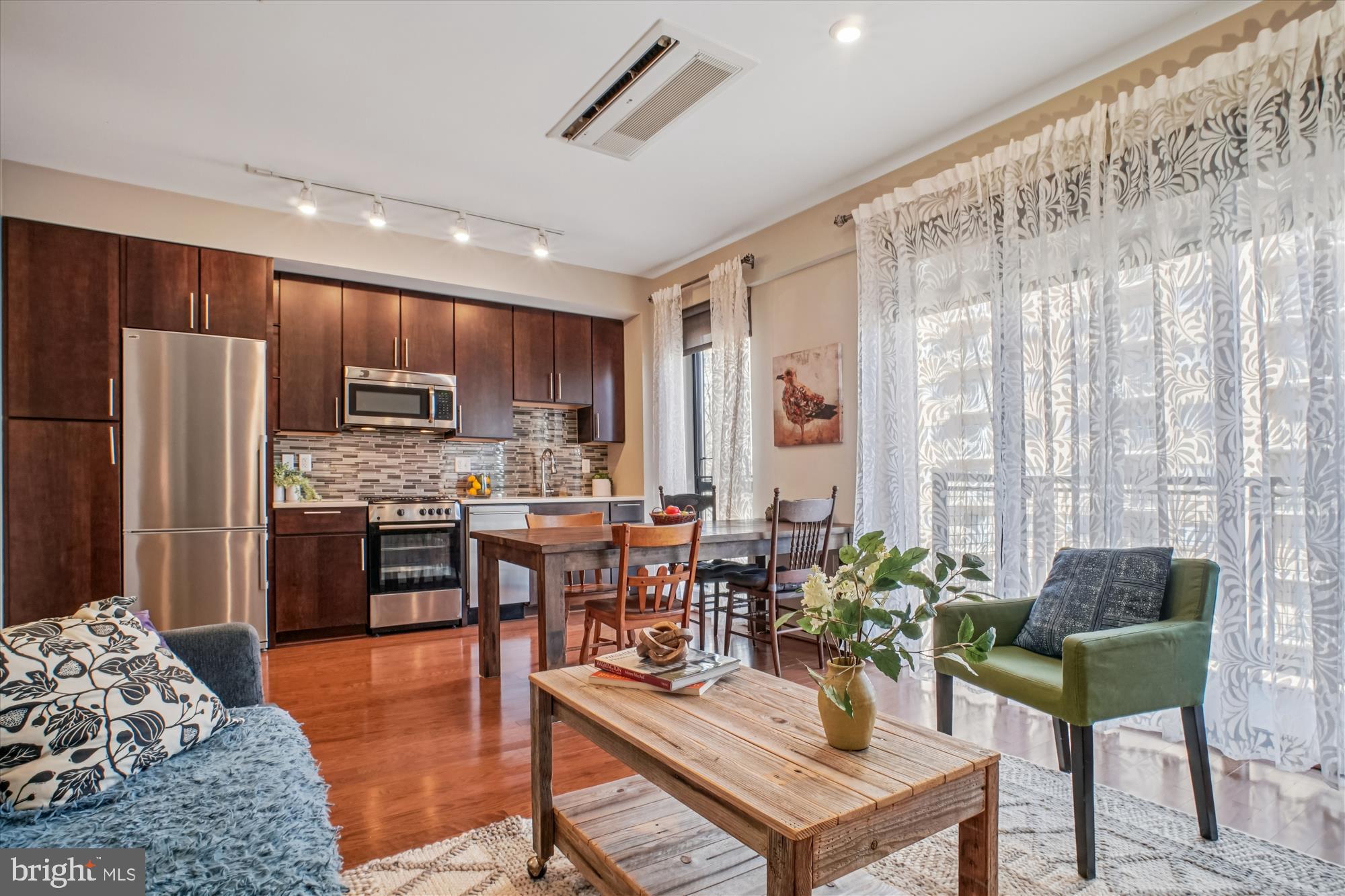 DOWNTOWN SILVER SPRING - Residential