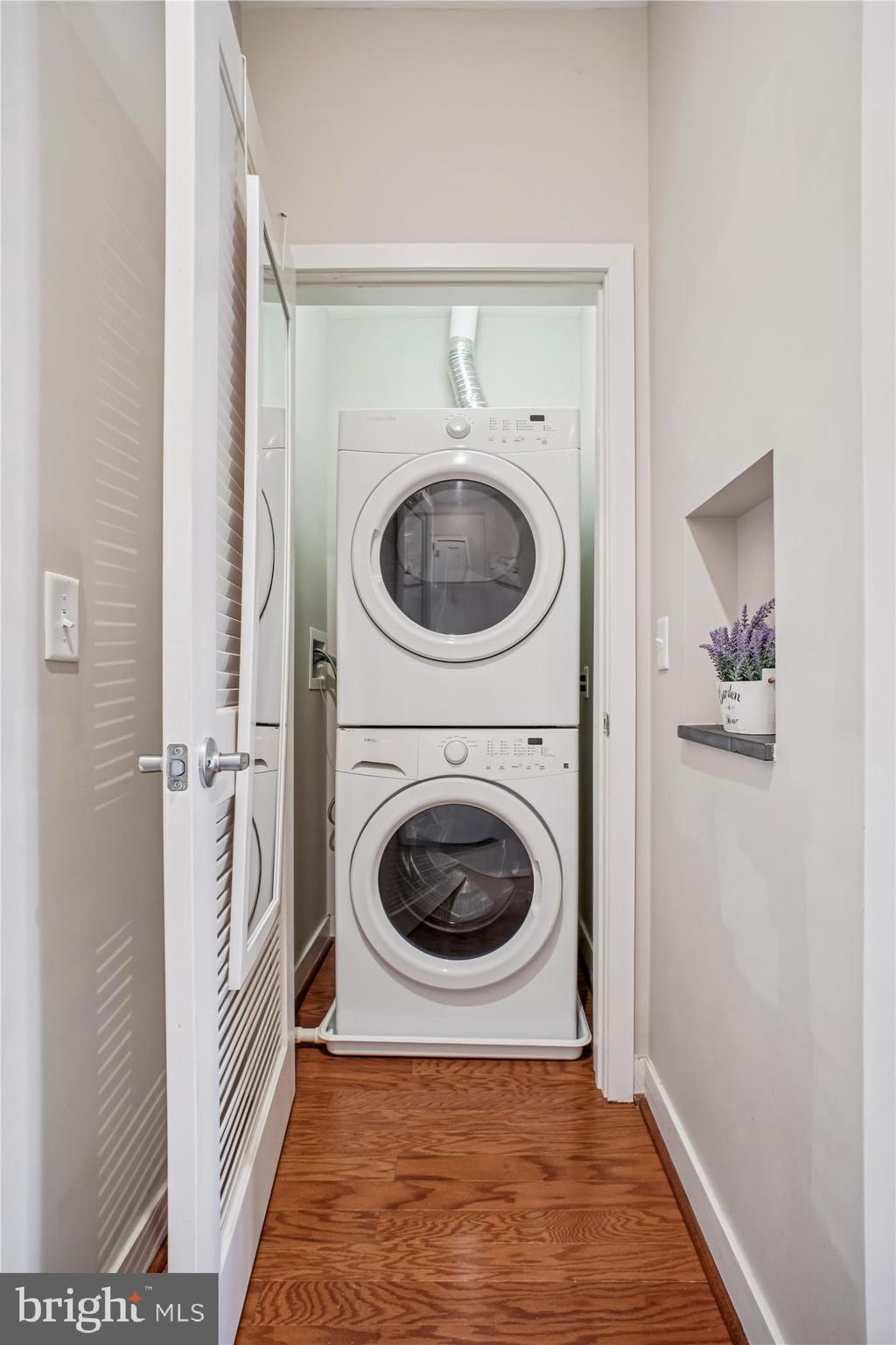 DOWNTOWN SILVER SPRING - Residential