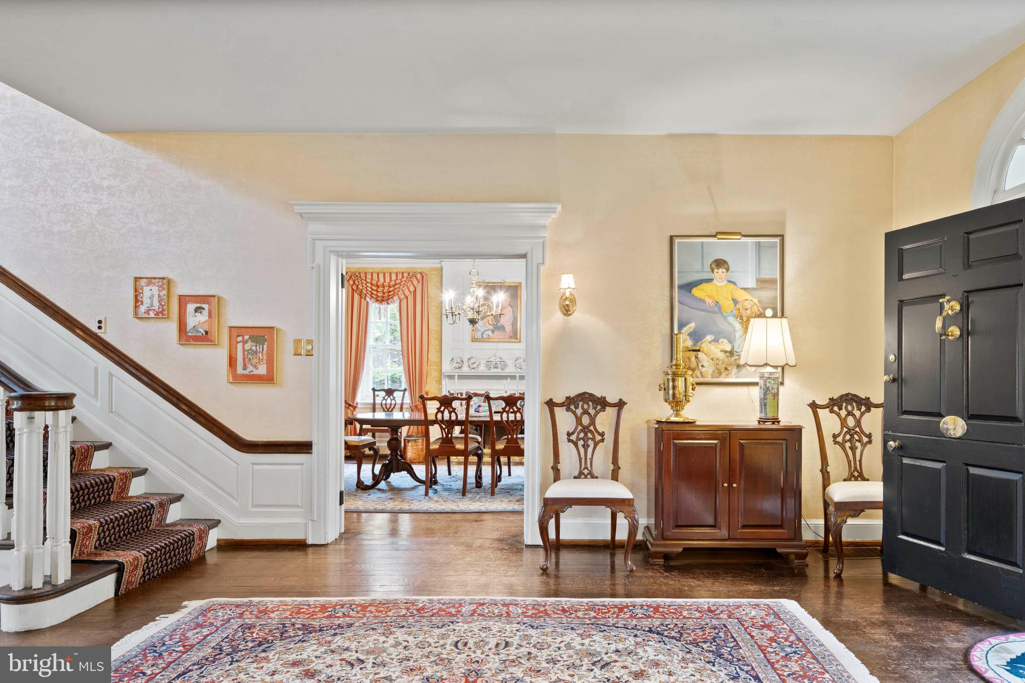 CHESTNUT HILL - Residential