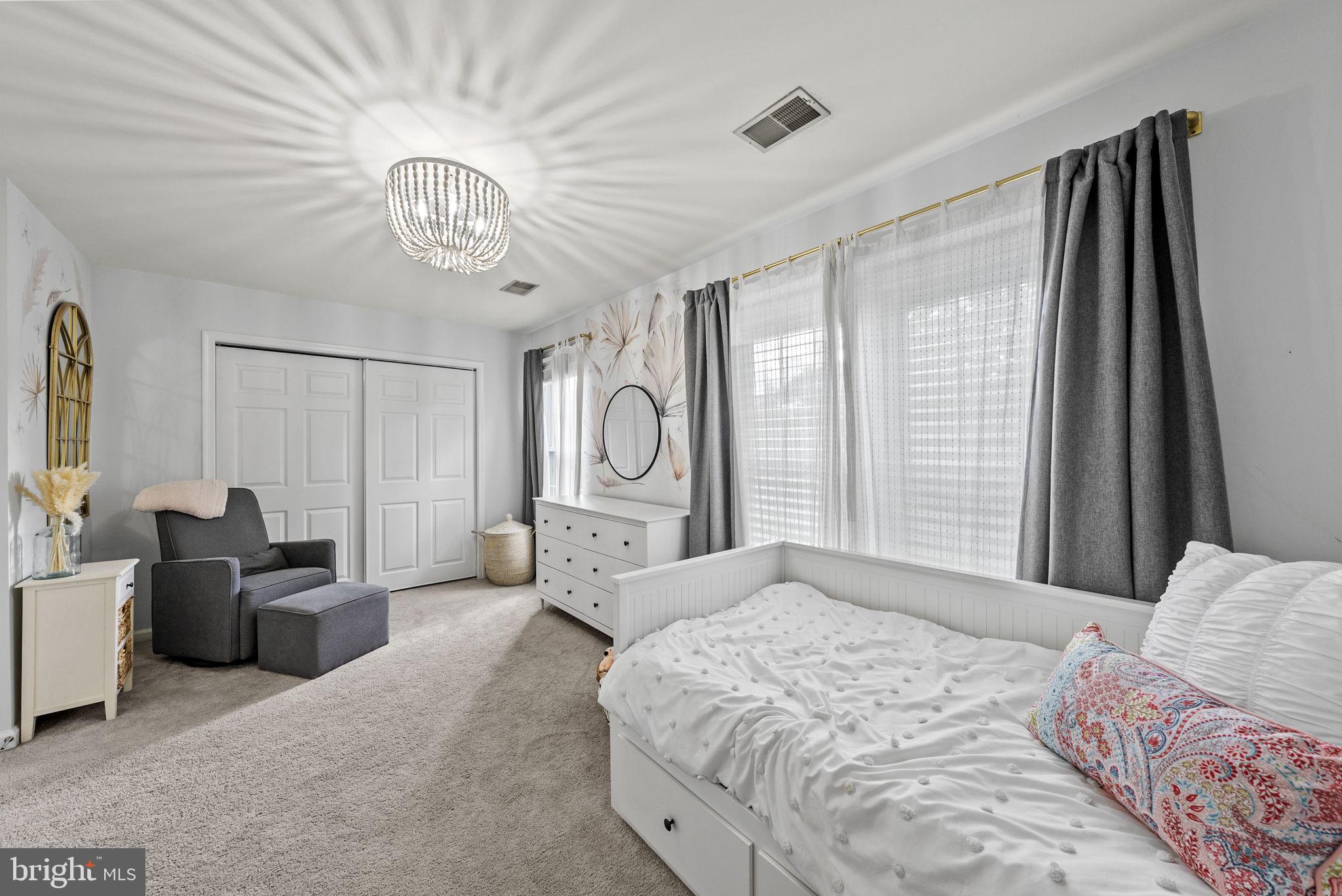 JAPONICA - Residential Lease