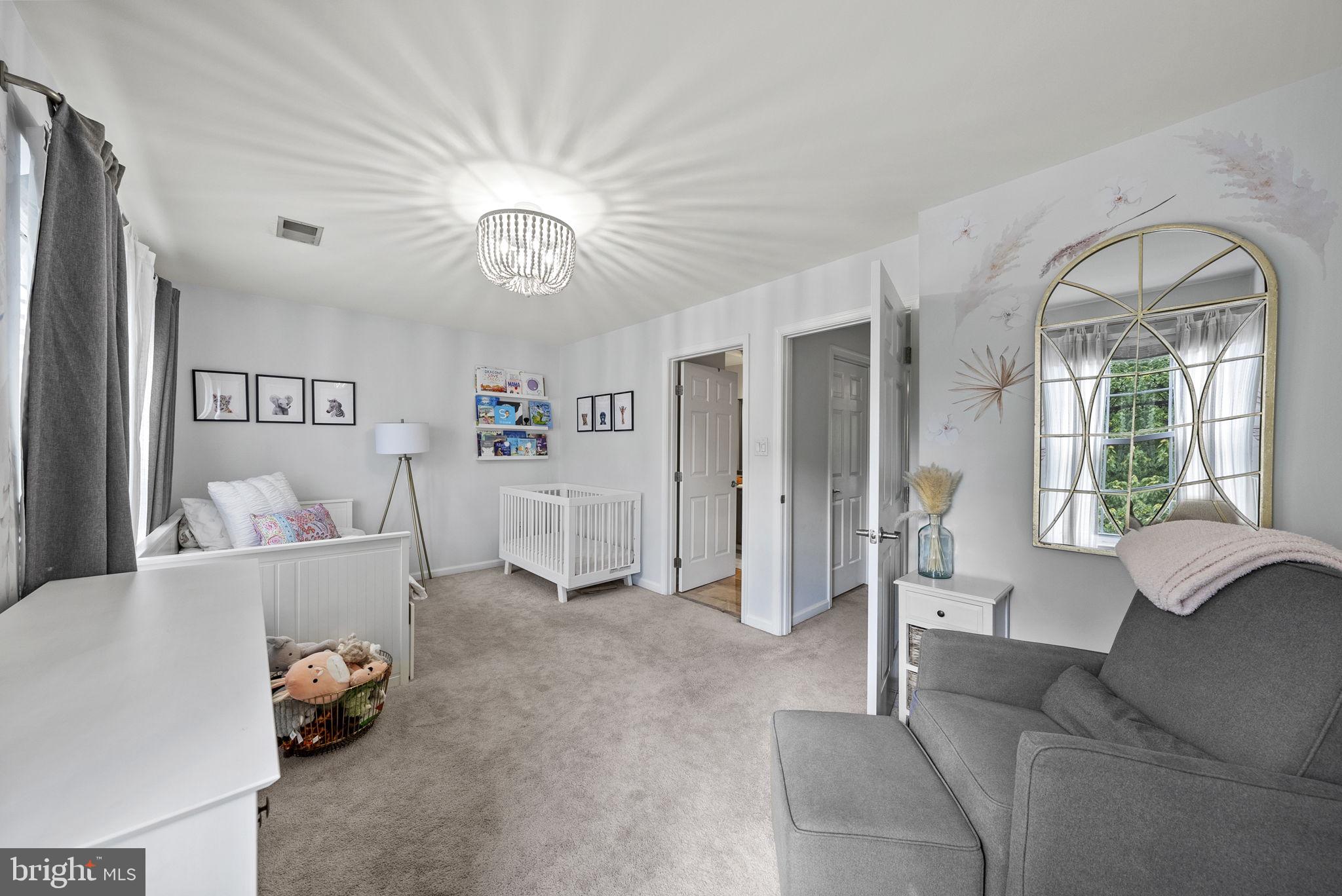 JAPONICA - Residential Lease