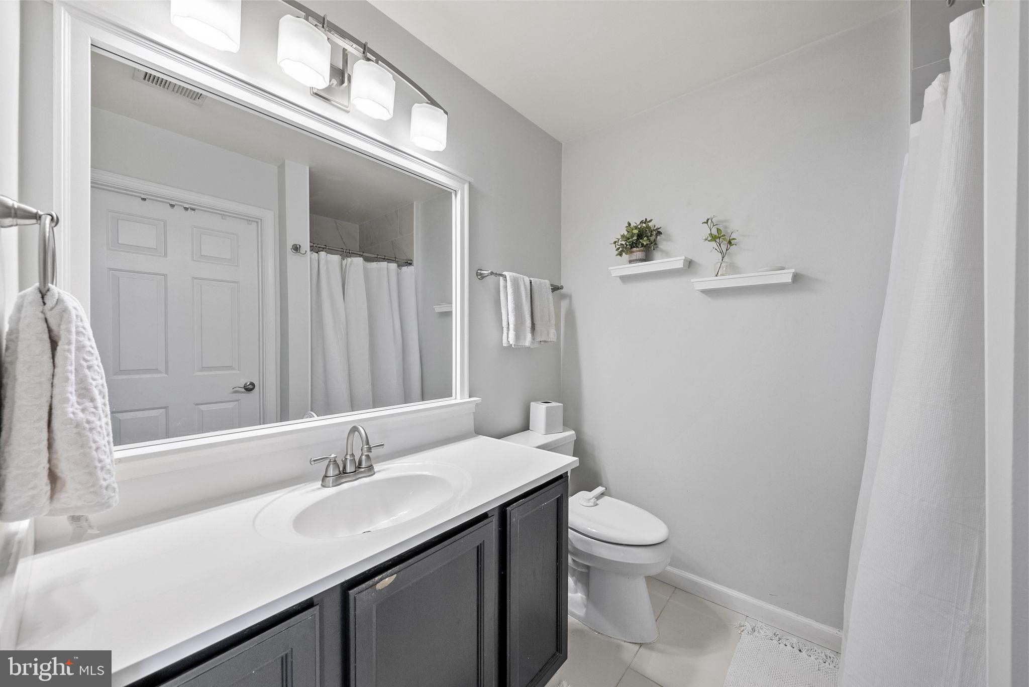 JAPONICA - Residential Lease