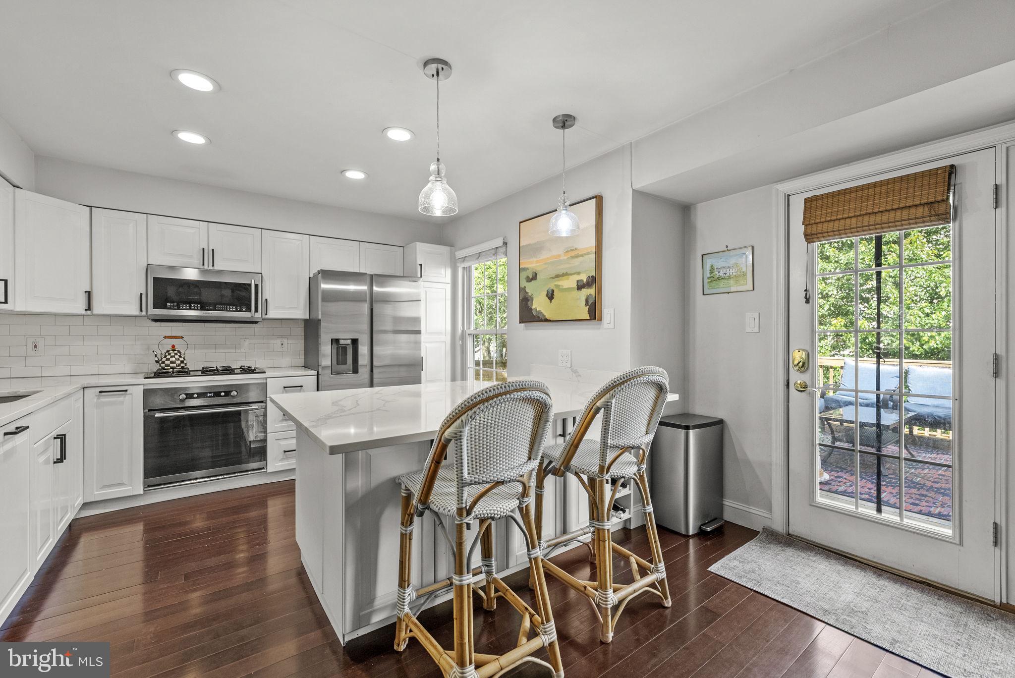 JAPONICA - Residential Lease