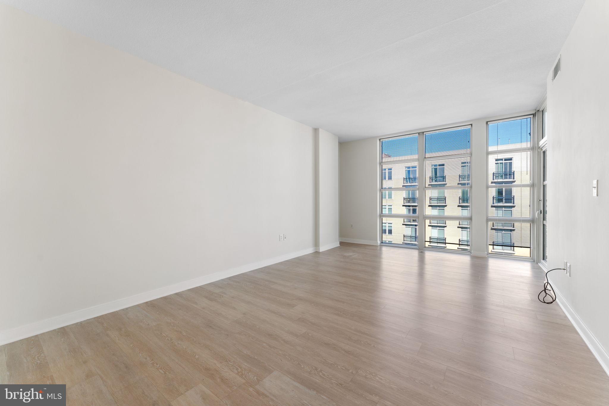 FLEET STREET CONDOMINIUMS - Residential Lease