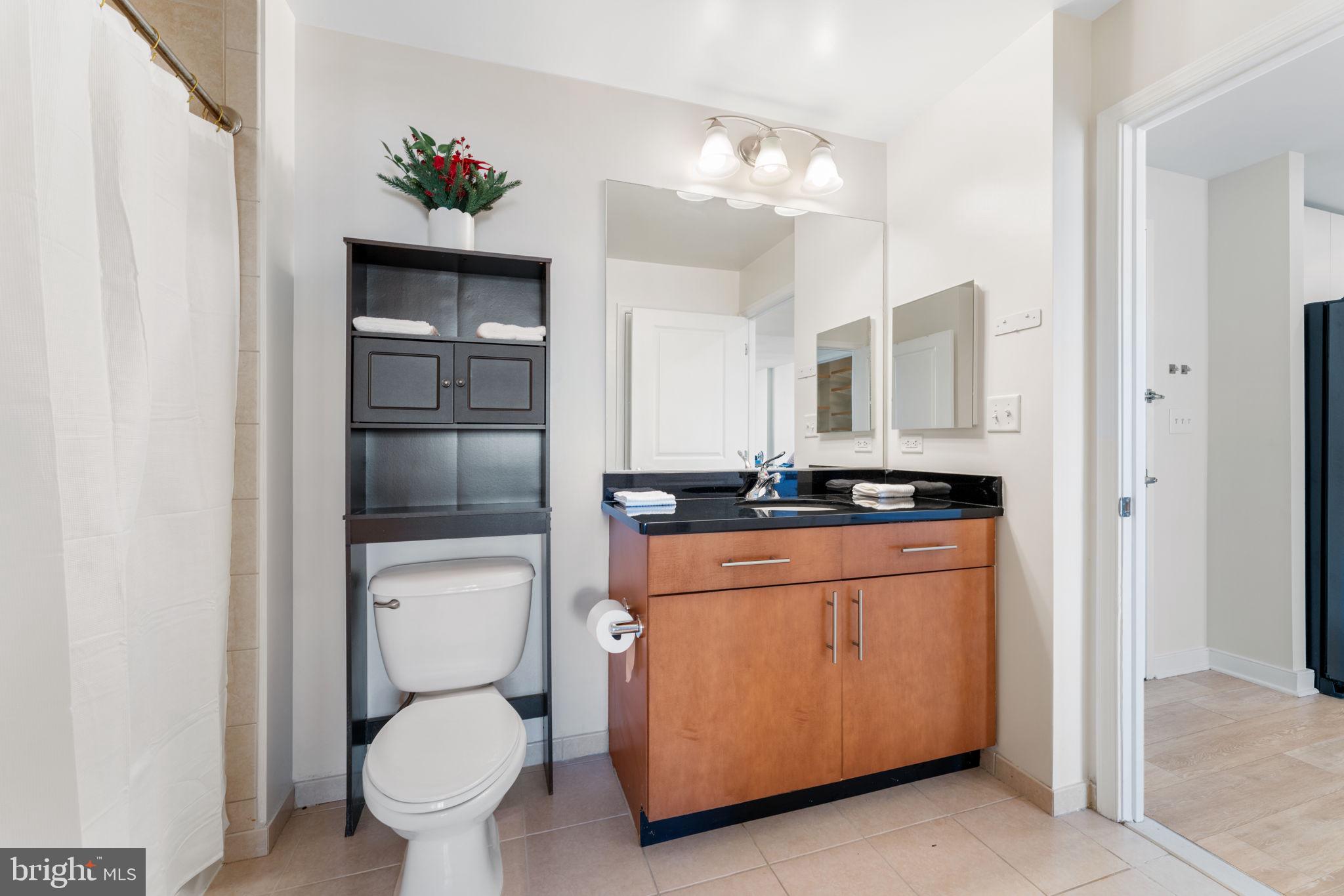 FLEET STREET CONDOMINIUMS - Residential Lease