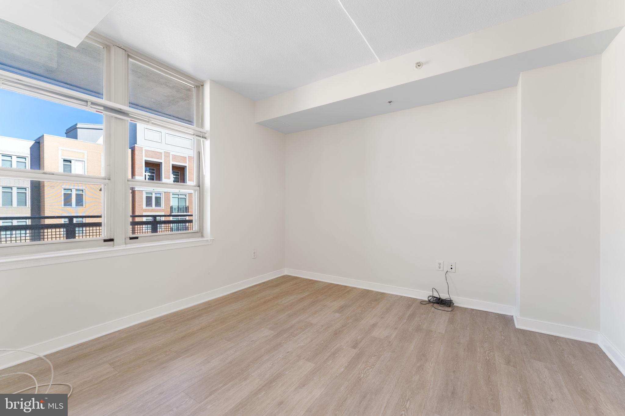 FLEET STREET CONDOMINIUMS - Residential Lease