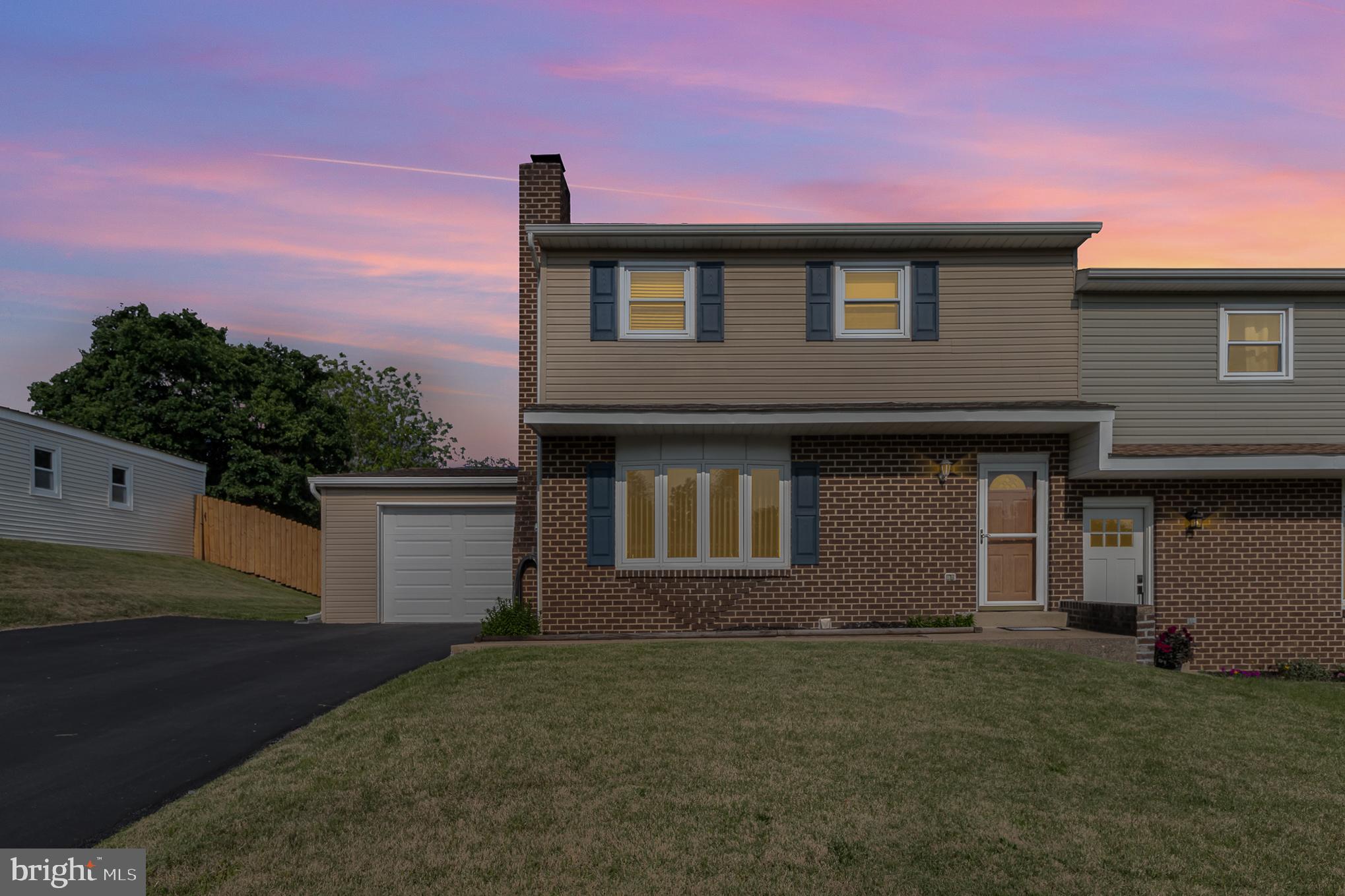 KINGSBROOK - Residential