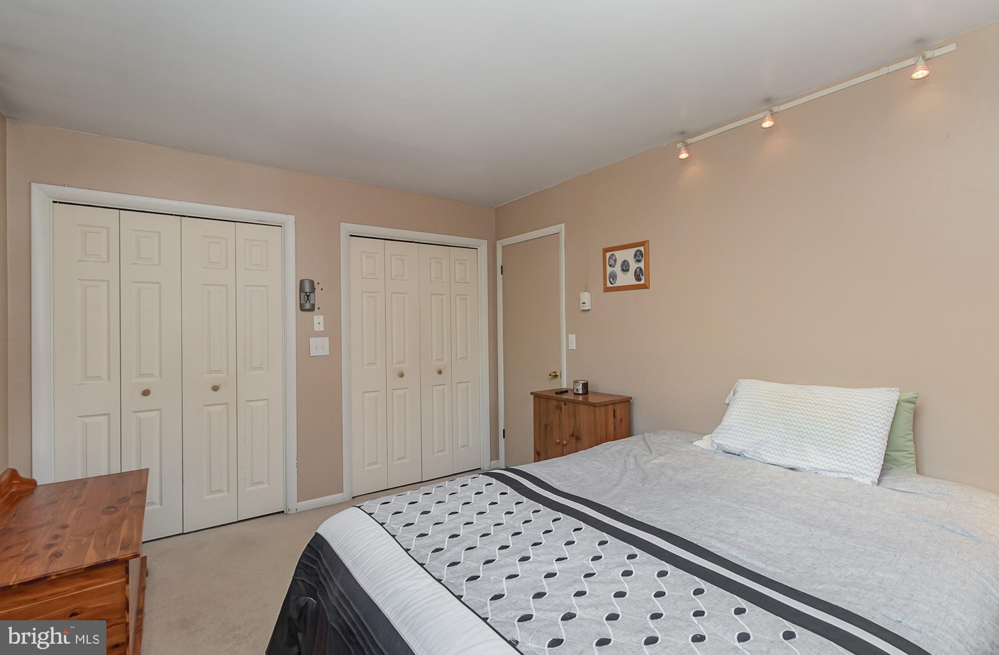 KINGSBROOK - Residential