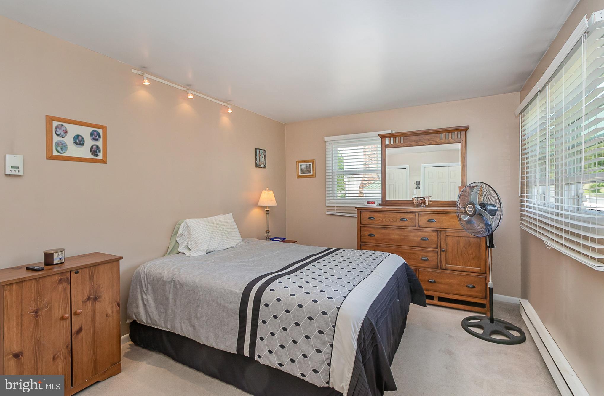 KINGSBROOK - Residential