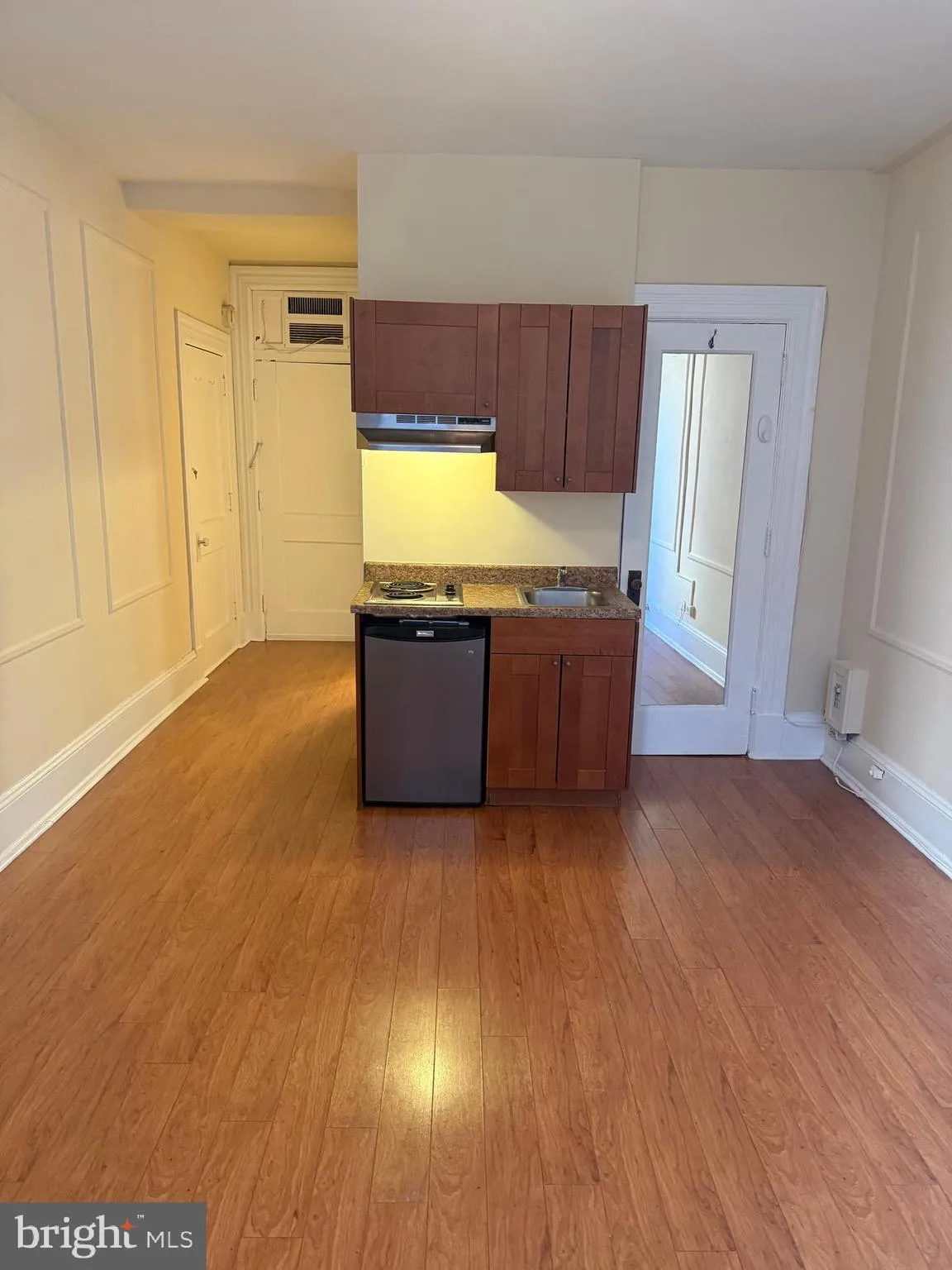 Philadelphia, Pennsylvania 19107, United States, ,1 BathroomBathrooms,Residential,Coming Soon,243204