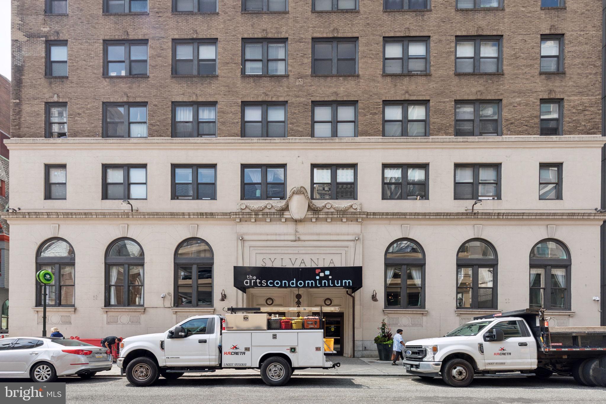 SOCIETY HILL - Residential