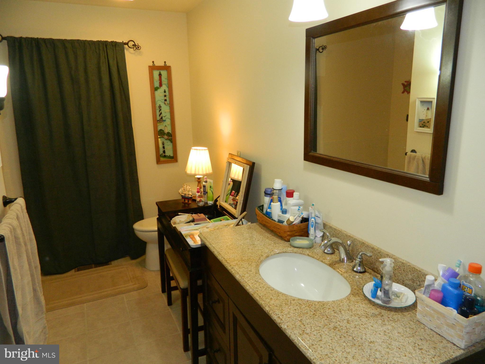 LAKE WILDERNESS - Residential