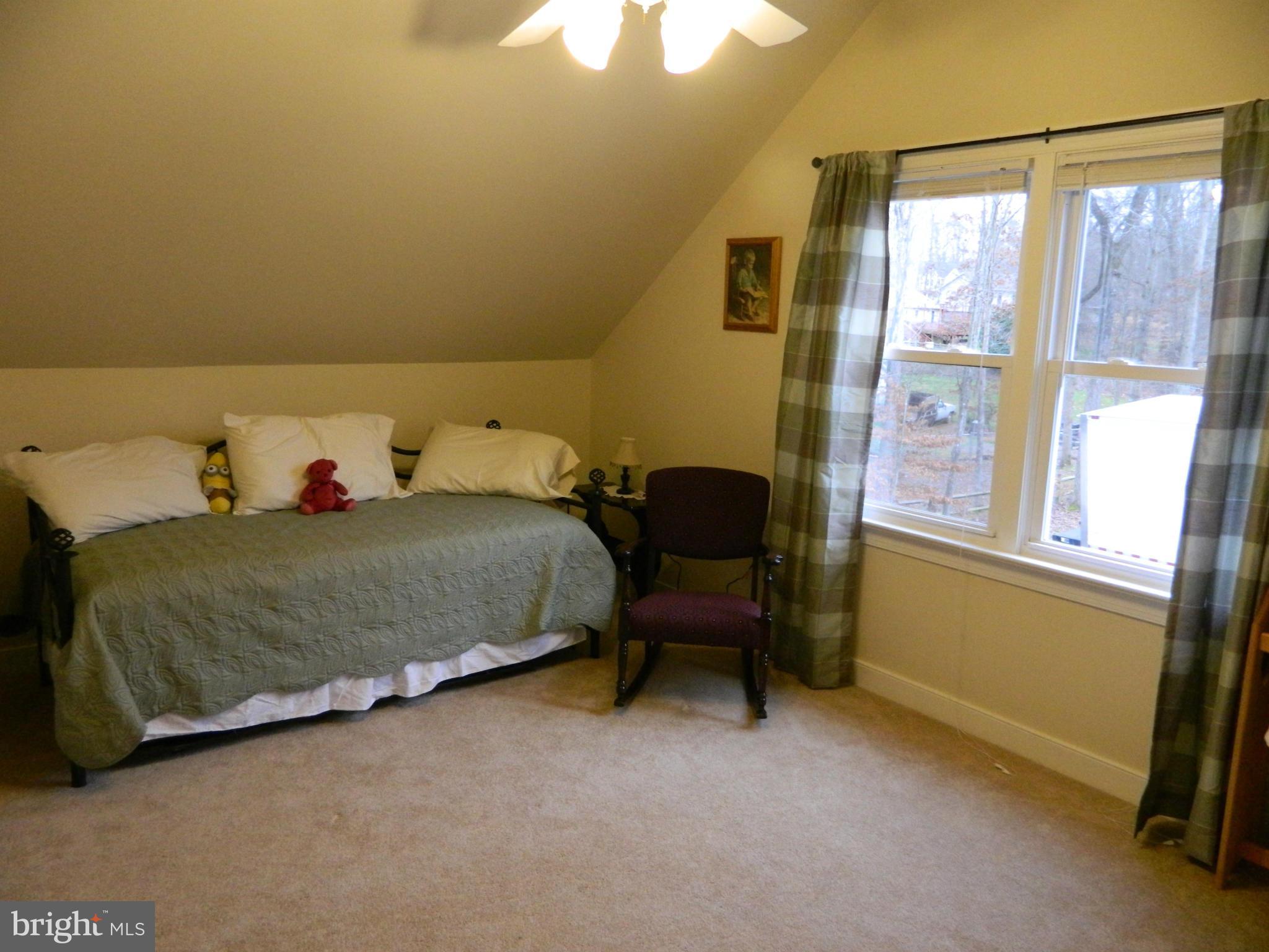 LAKE WILDERNESS - Residential