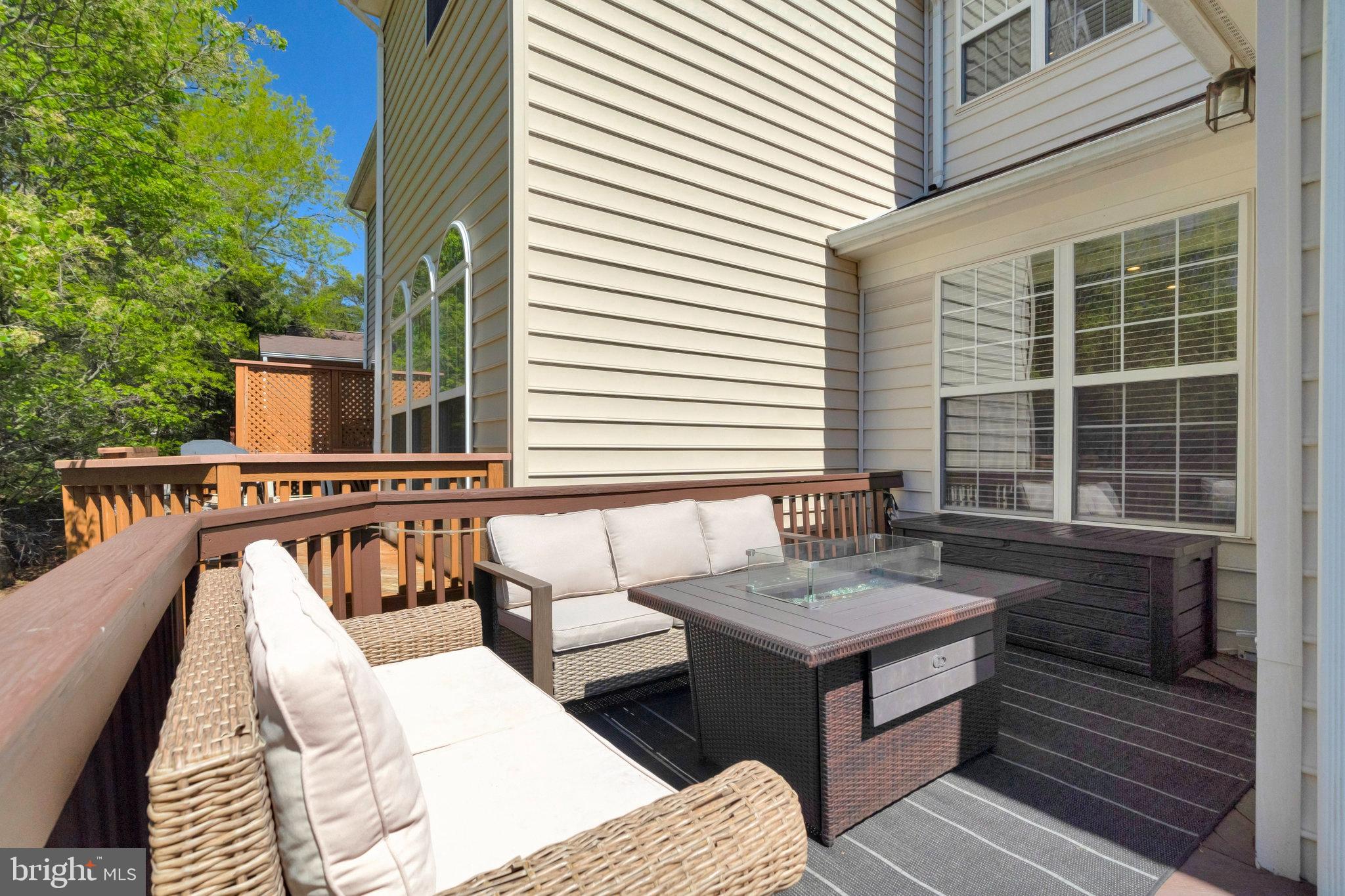 NORTHLAKE - Residential