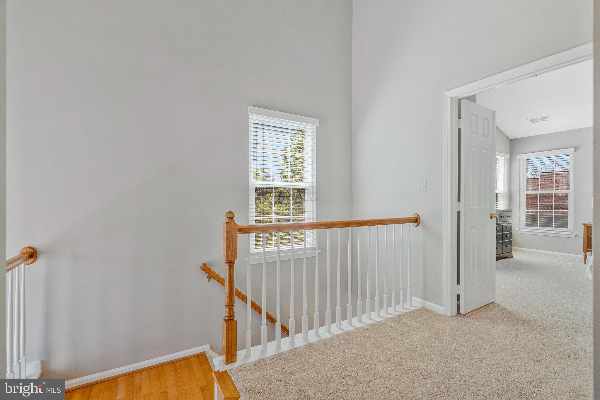 NORTHLAKE - Residential