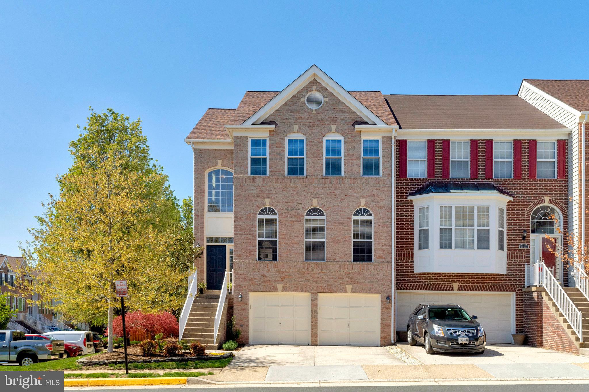 NORTHLAKE - Residential