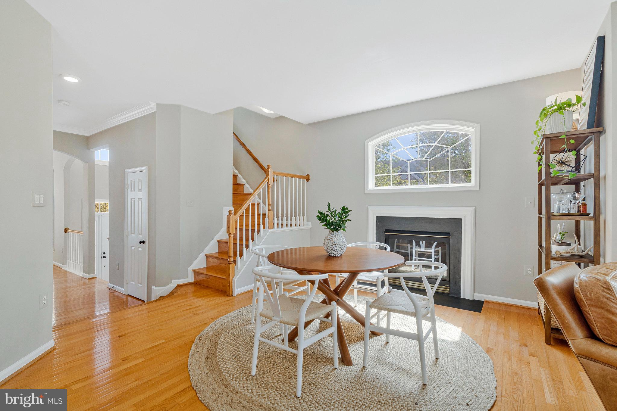 NORTHLAKE - Residential