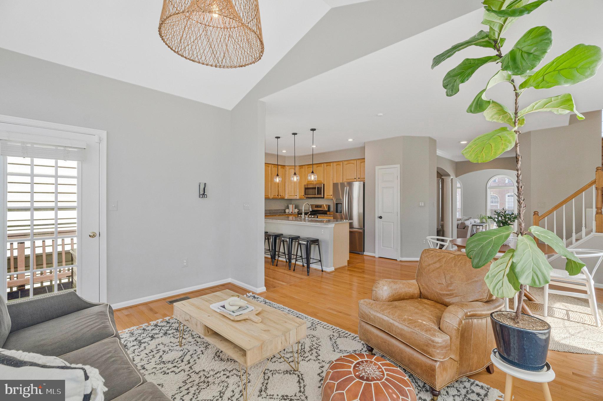 NORTHLAKE - Residential