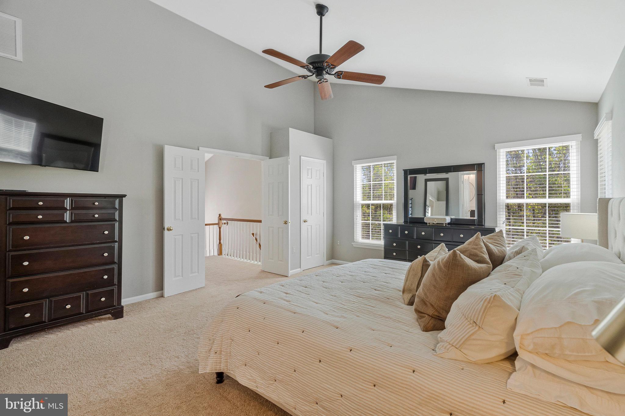 NORTHLAKE - Residential