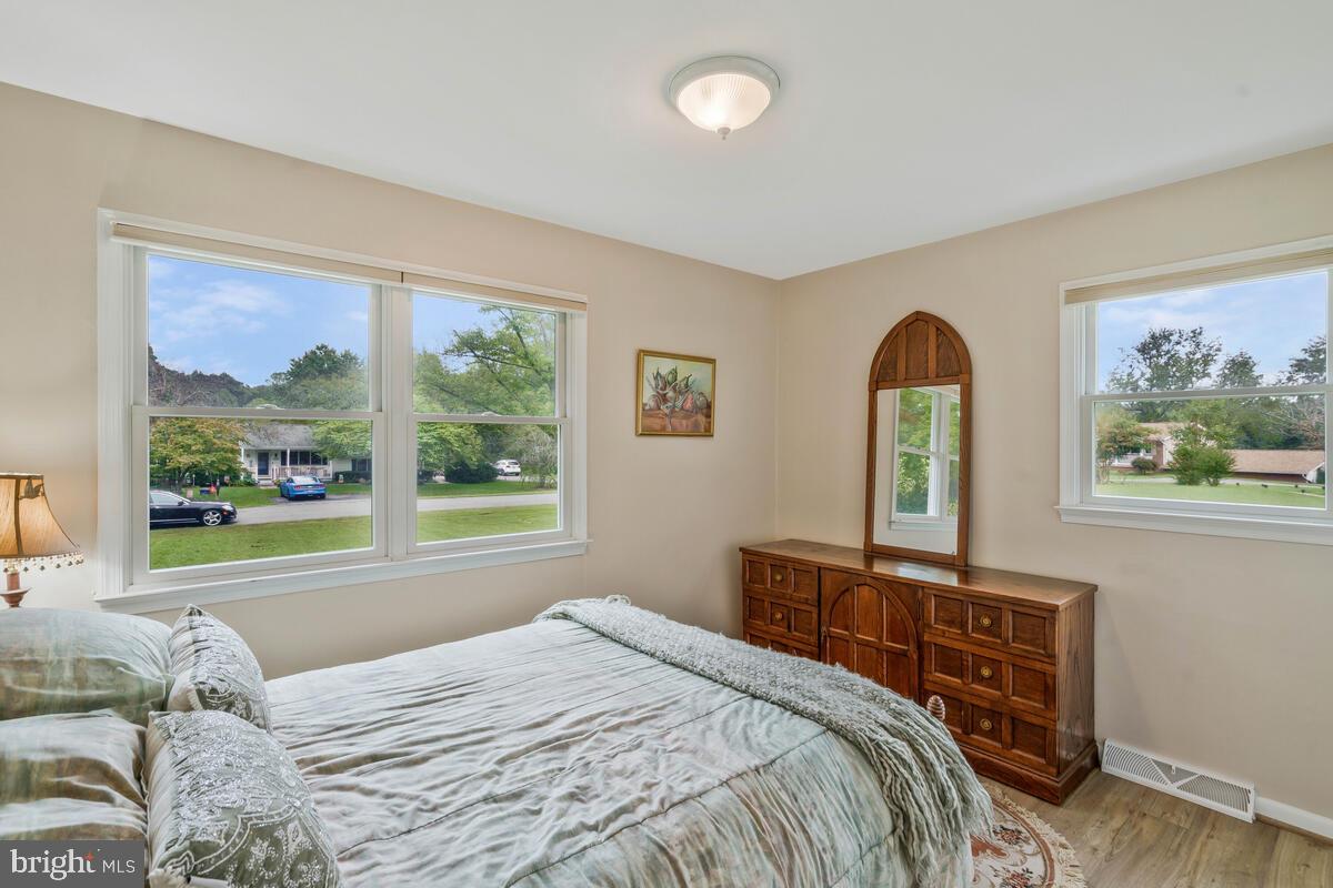 BATES ACRES - Residential