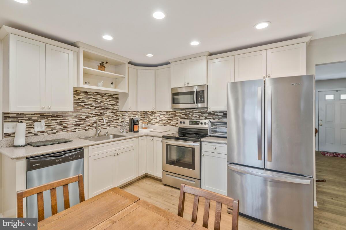 BATES ACRES - Residential