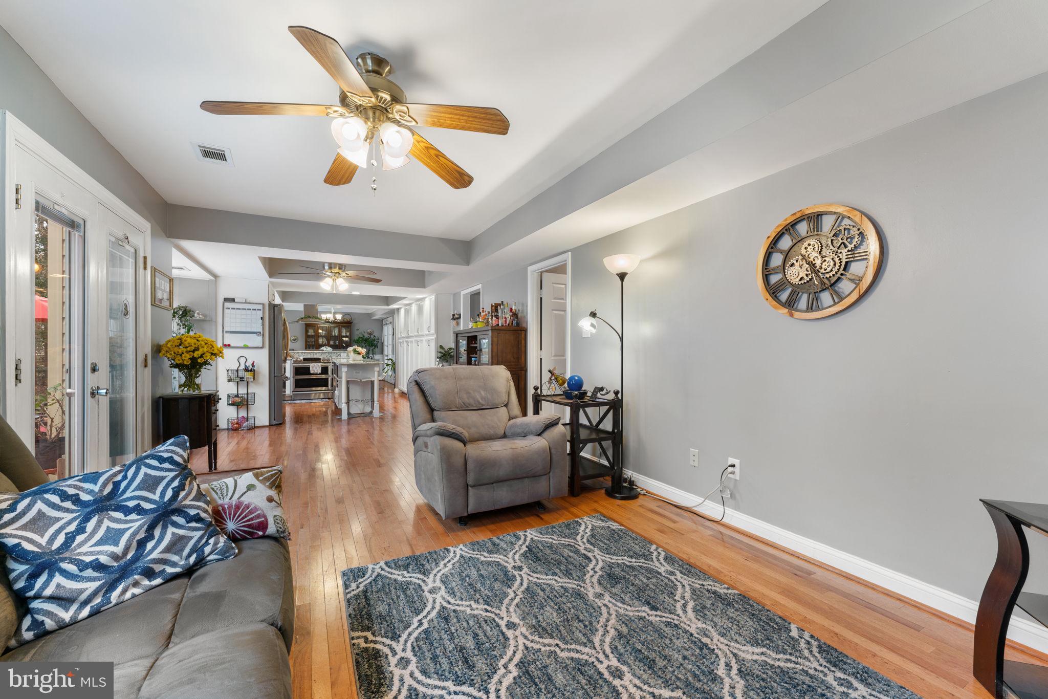 ST CHARLES SUB - HAMPSHIRE - Residential