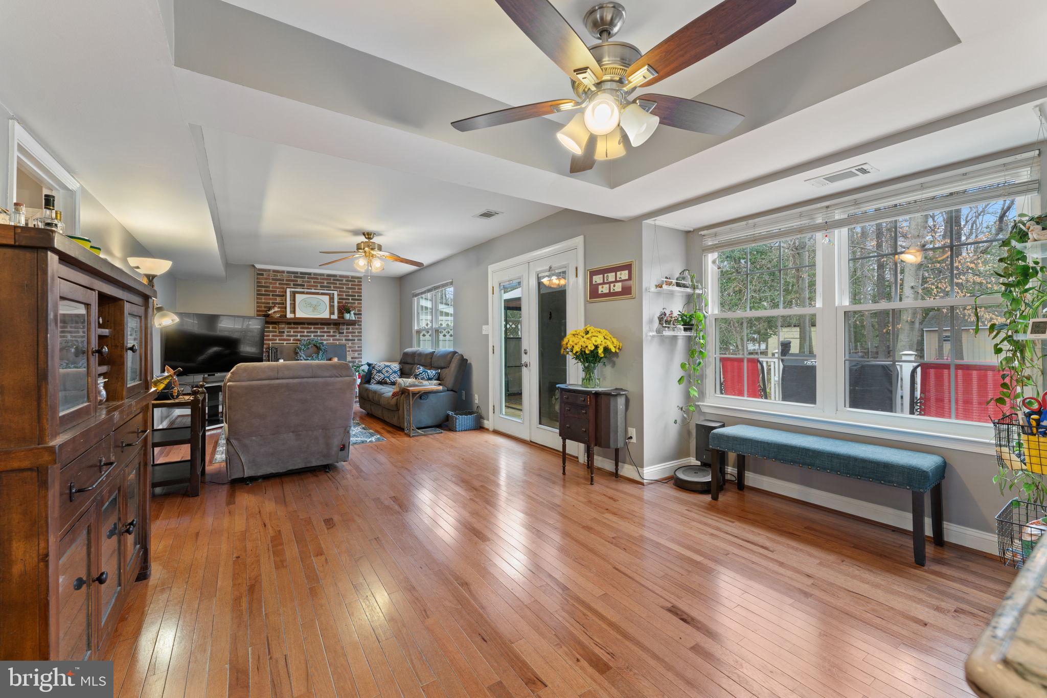 ST CHARLES SUB - HAMPSHIRE - Residential