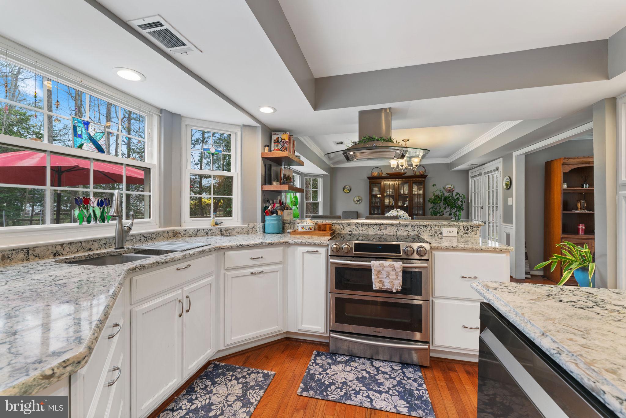 ST CHARLES SUB - HAMPSHIRE - Residential