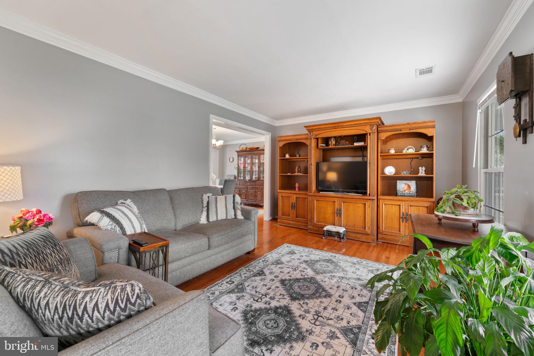 ST CHARLES SUB - HAMPSHIRE - Residential