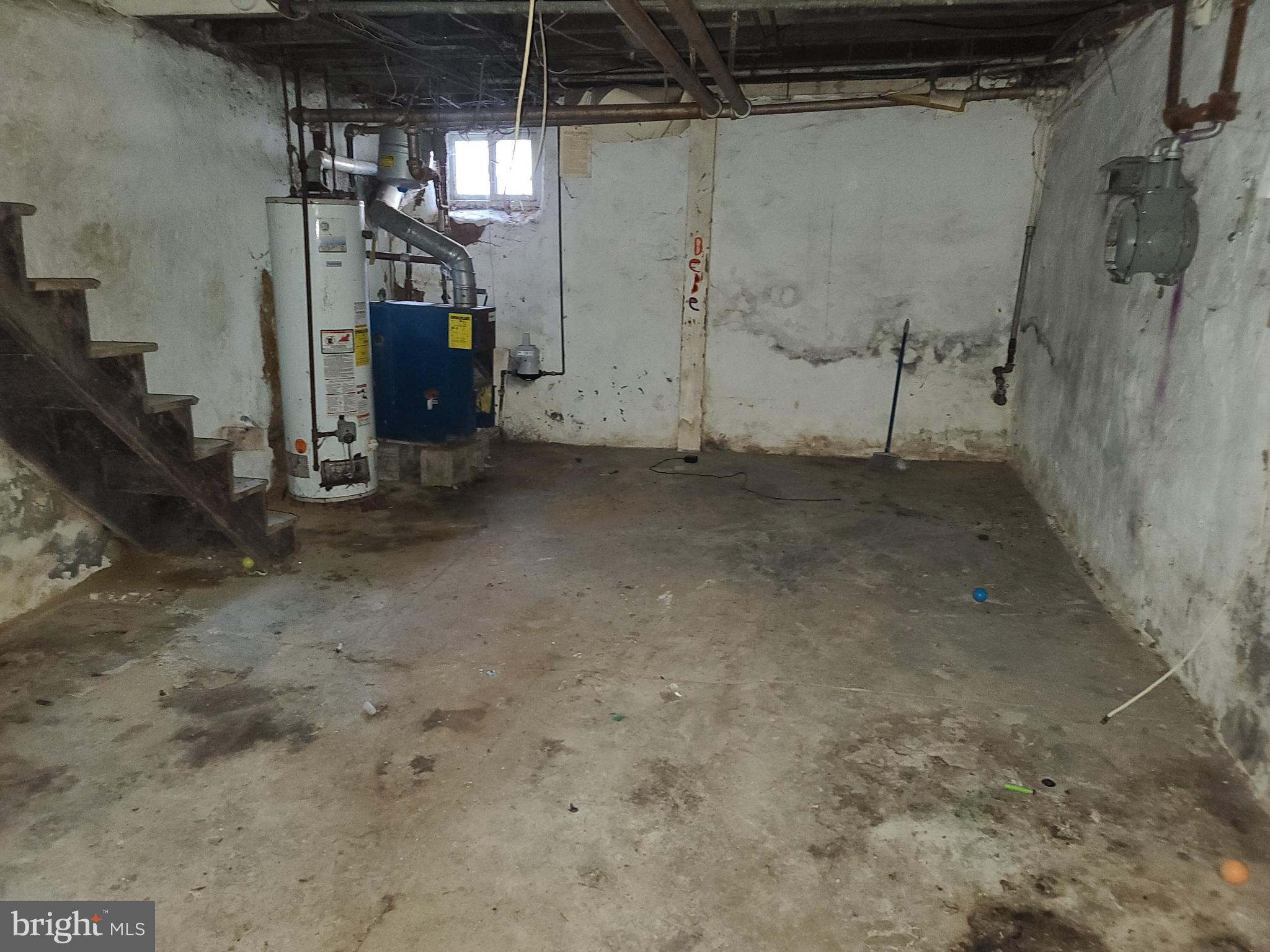 WEST OAK LANE - Residential