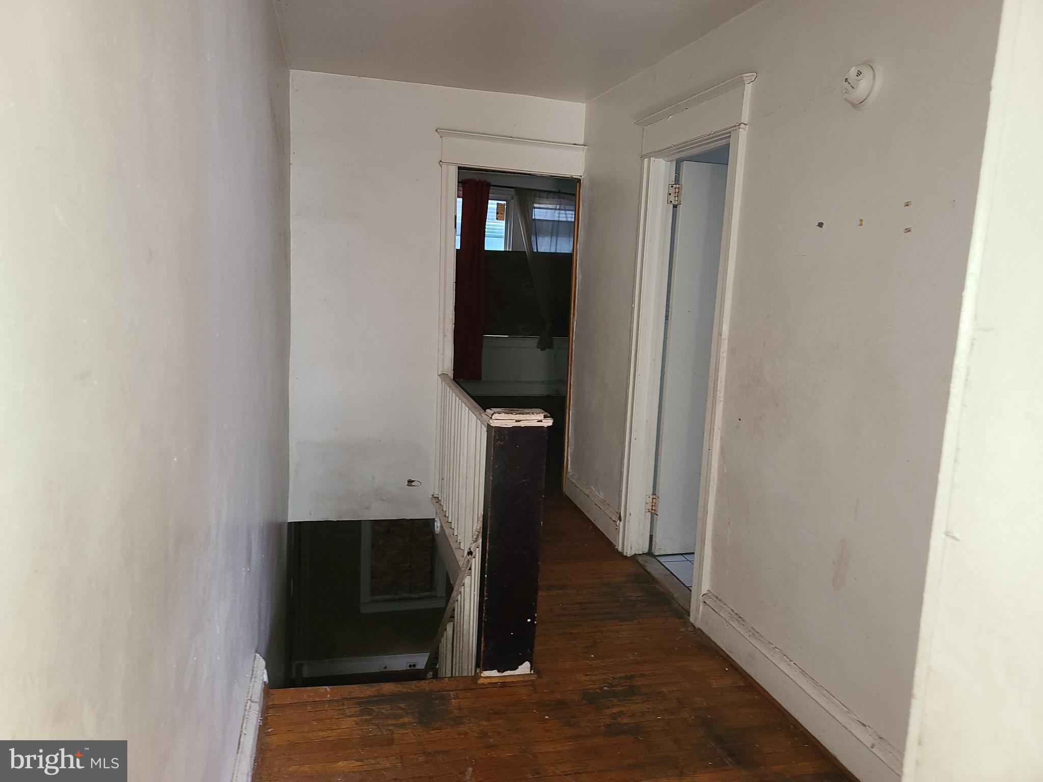 WEST OAK LANE - Residential