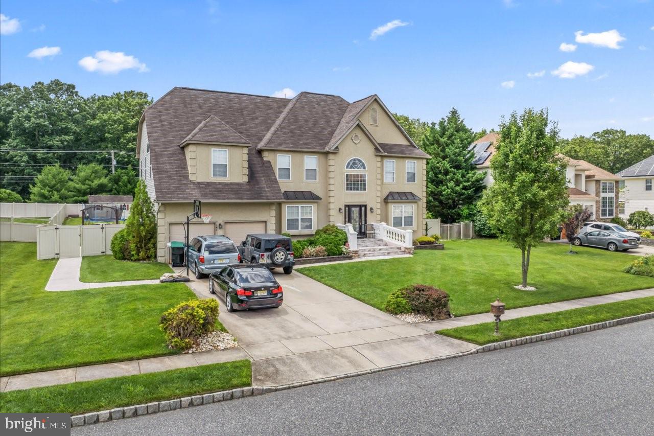 146 WHITE CEDAR DRIVE