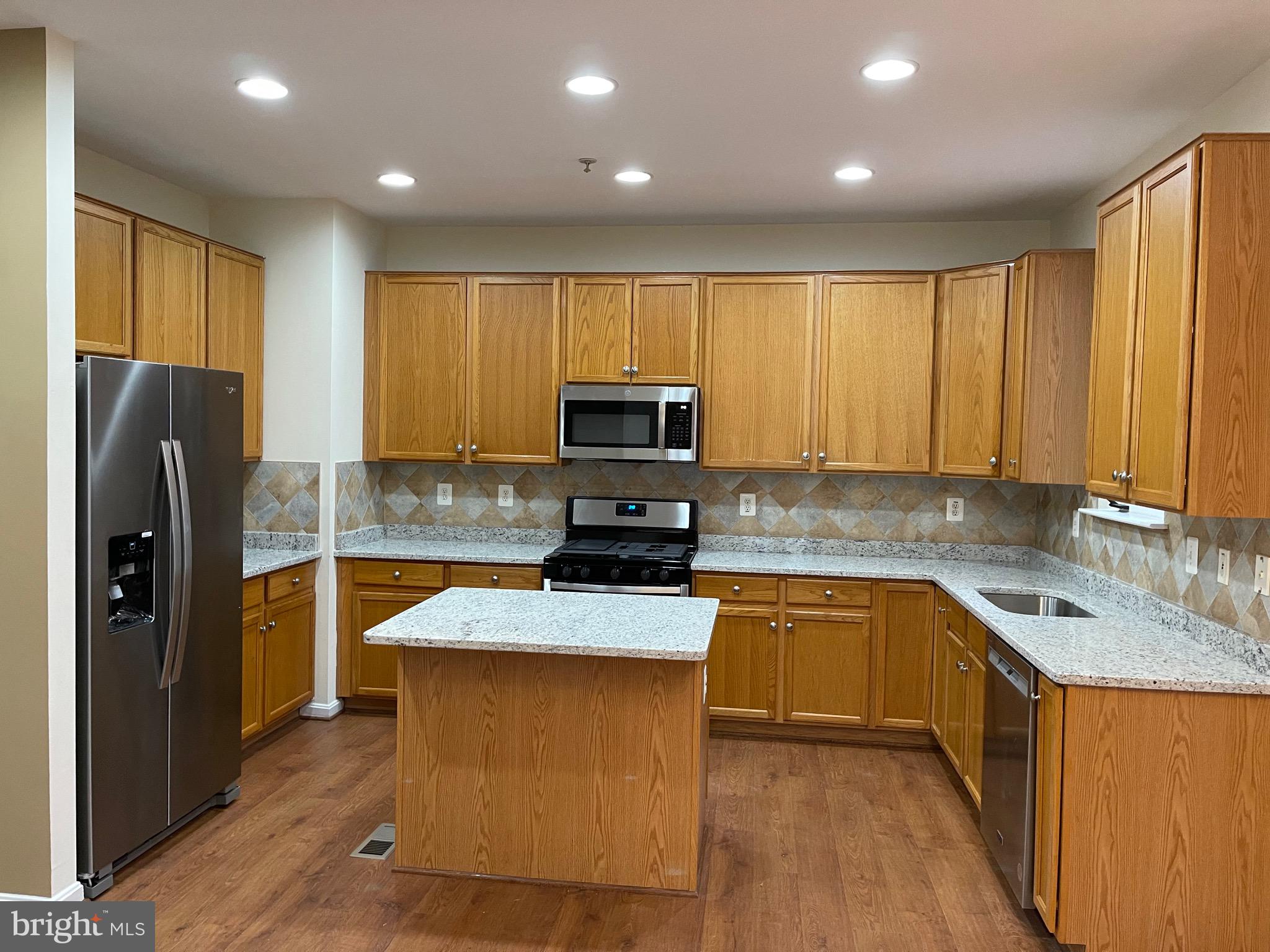 GERMANTOWN STATION - Residential Lease