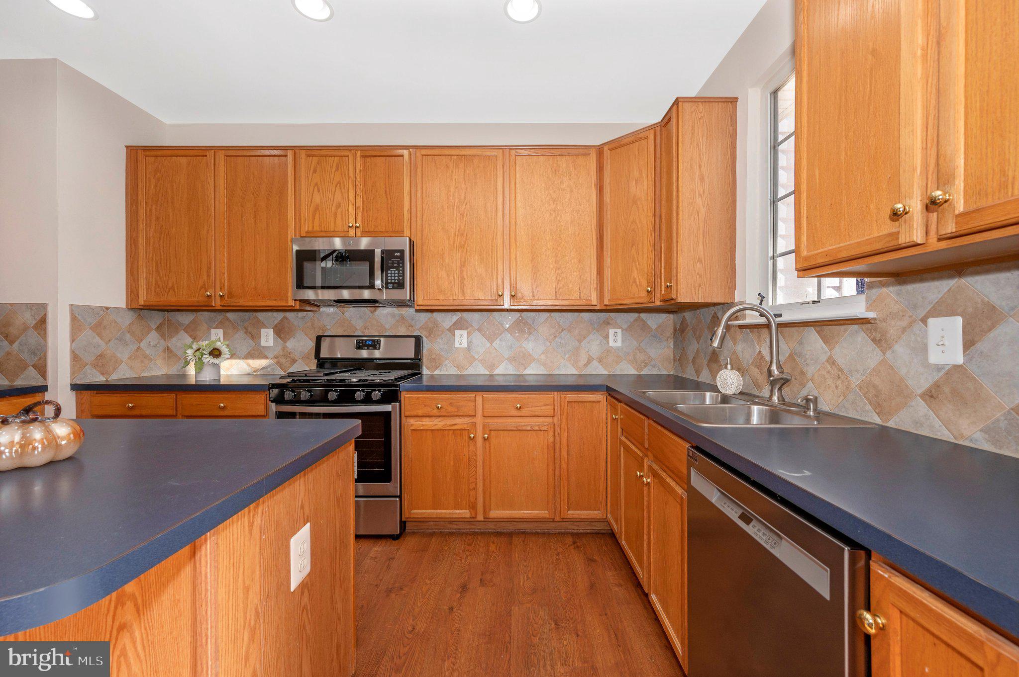 GERMANTOWN STATION - Residential Lease