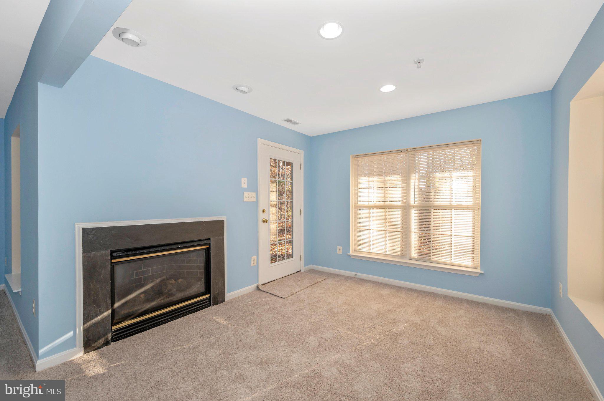 GERMANTOWN STATION - Residential Lease