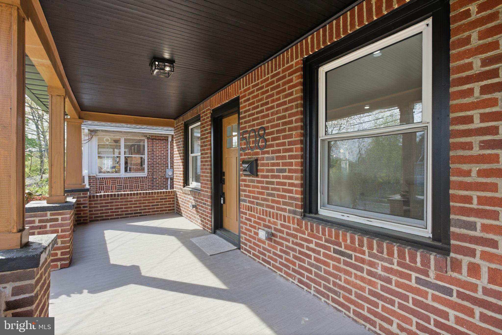 508 OAKLAWN AVENUE