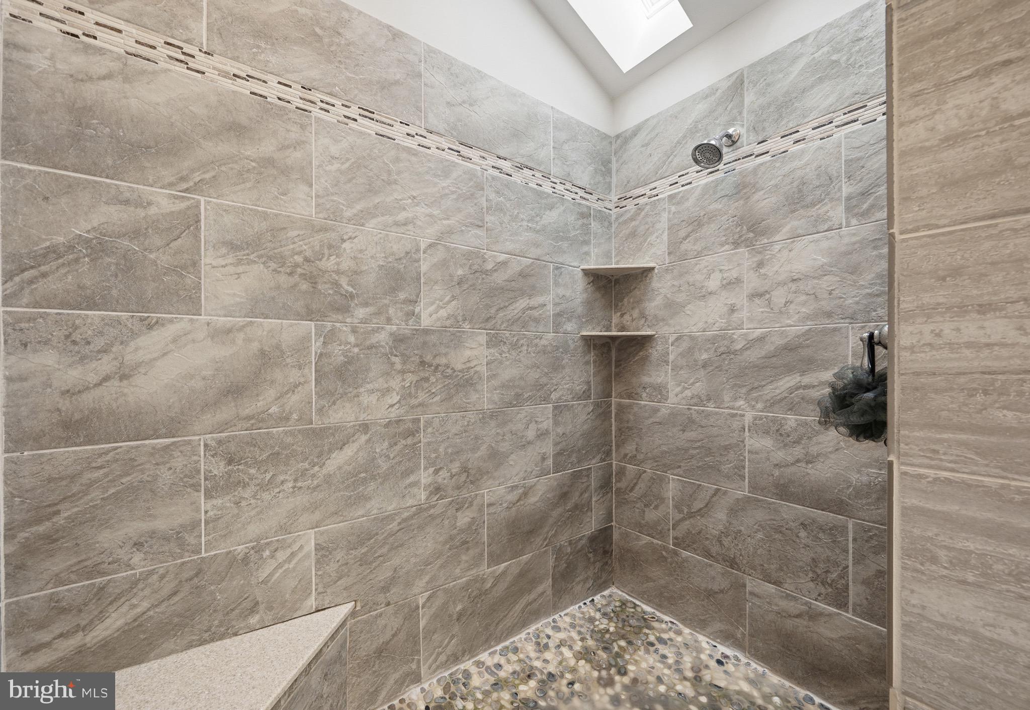 LEELAND - Residential