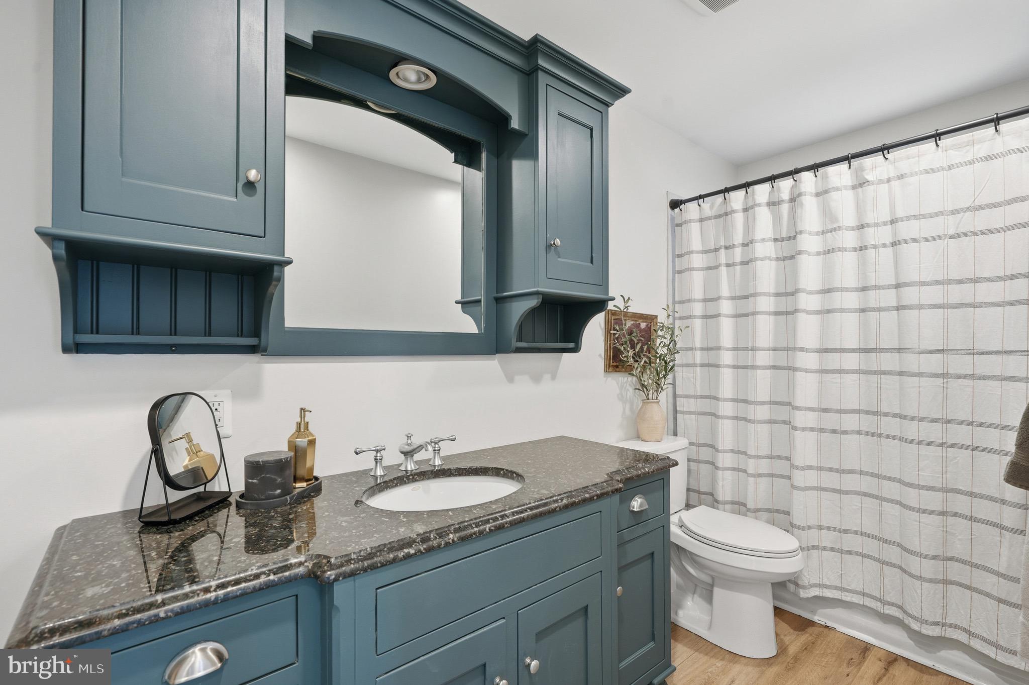 LEELAND - Residential