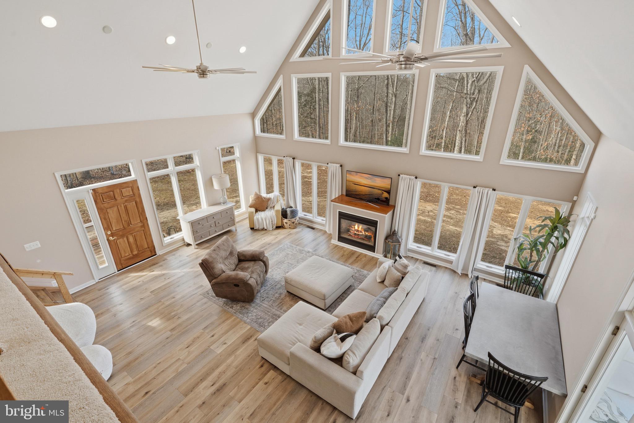 LEELAND - Residential