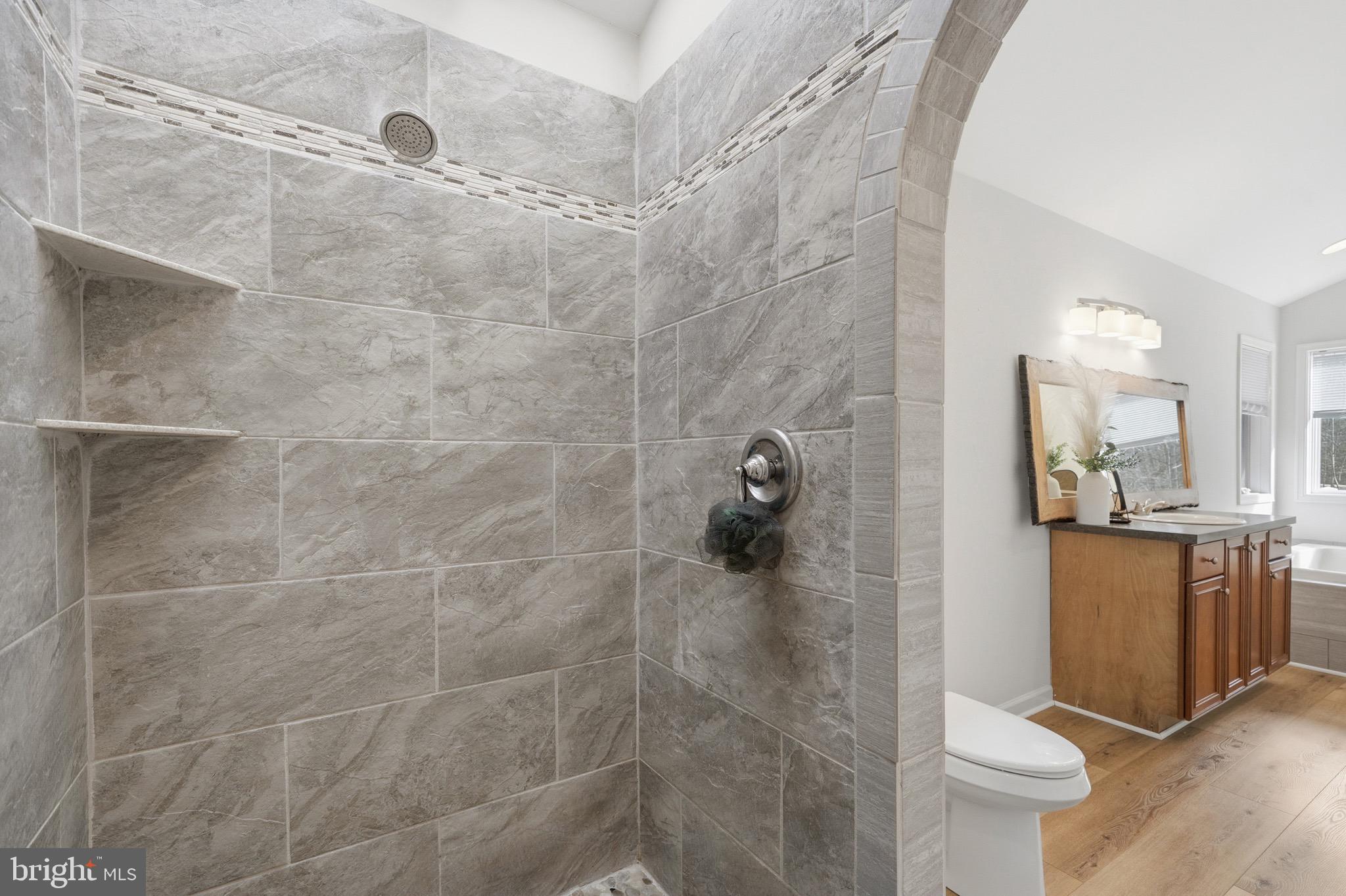 LEELAND - Residential