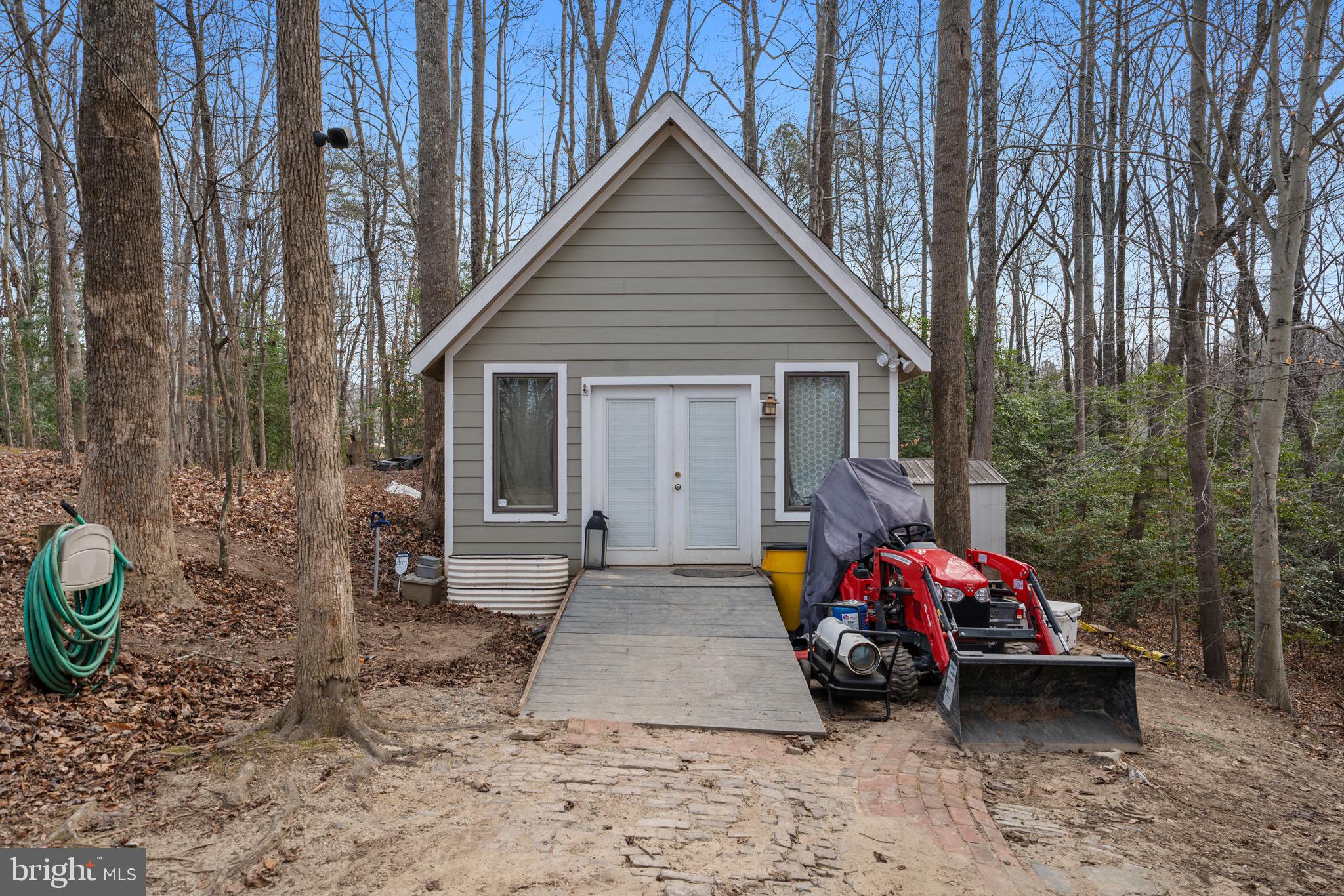 LEELAND - Residential