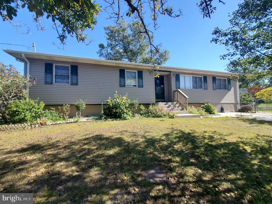 111 HUCKLEBERRY LANE