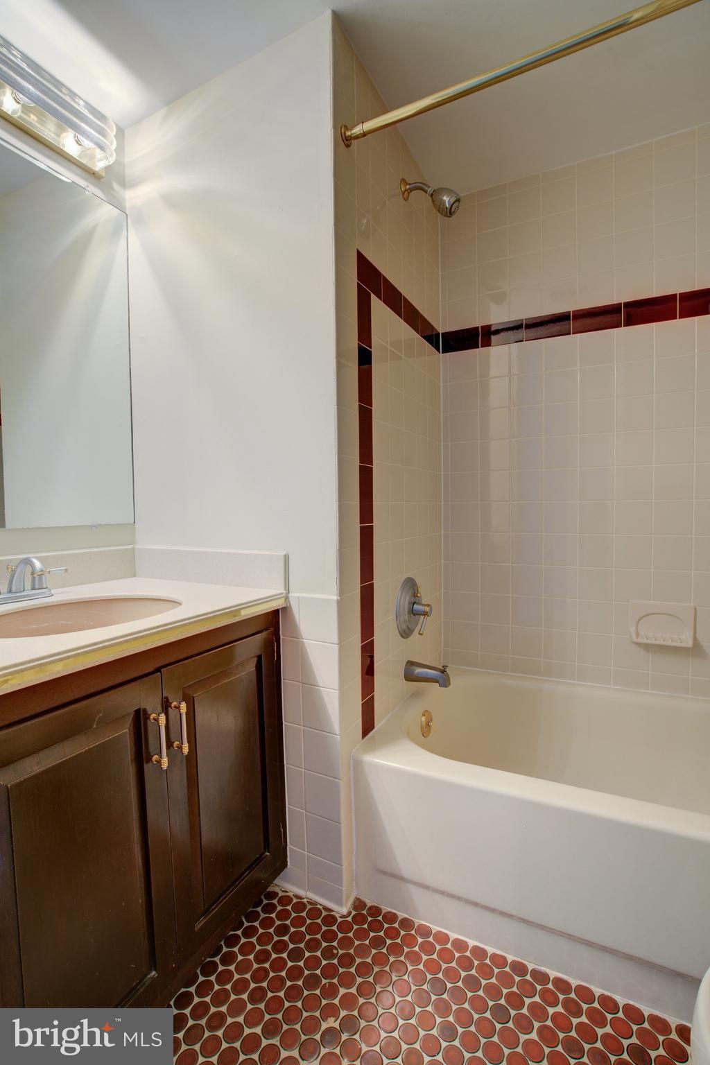 INVERNESS FOREST - Residential